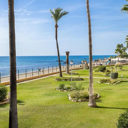 Holidays2mijas Costa Lubina Del Sol Frontline Beach, Pool, Terrace, Seaview & Parking Apartment Sitio de Calahonda